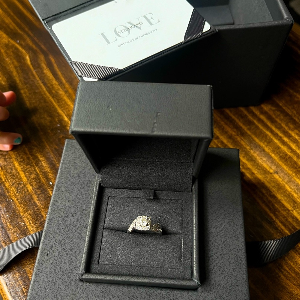 Vera Wang Diamond Engagement Ring